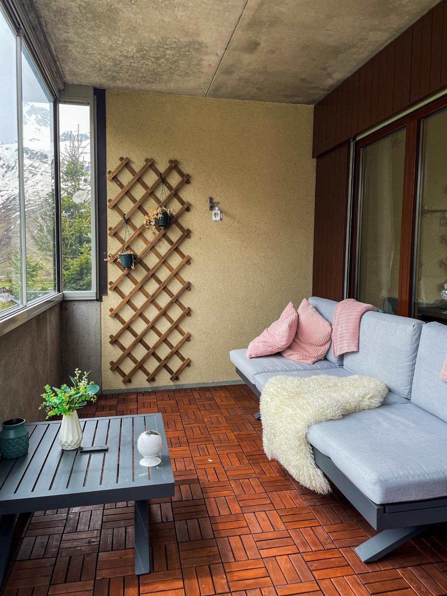Top Modernes Apartment Im Herzen Von Andermatt Balkon & Bergblick Εξωτερικό φωτογραφία